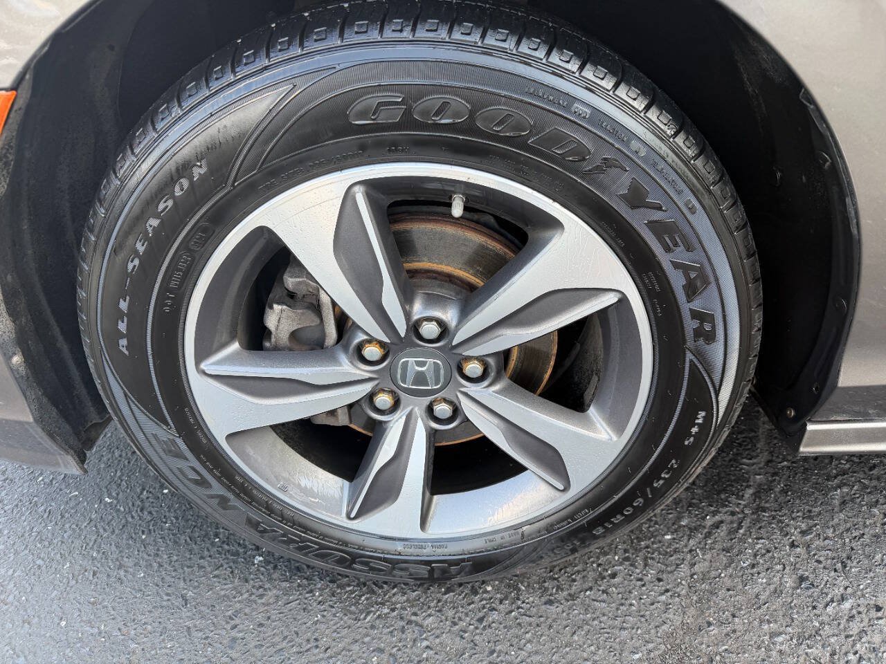 Used 2020 Honda Odyssey Touring image 14