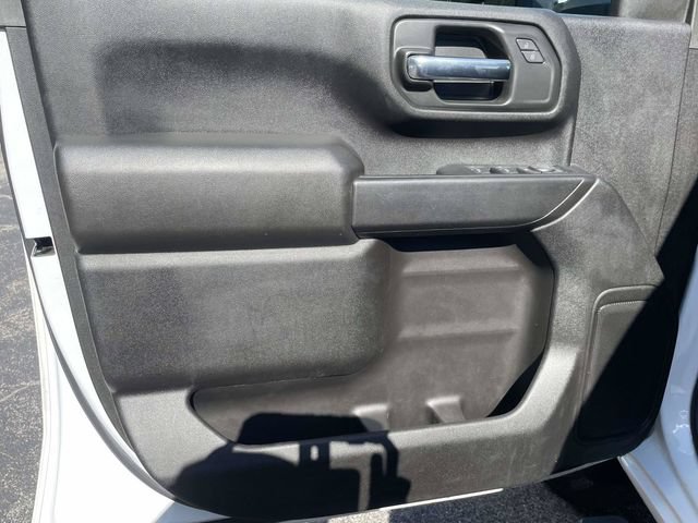 Used 2023 Chevrolet Silverado 2500 Custom w/ Gooseneck/5TH Wheel Package AWD/4WD image 18