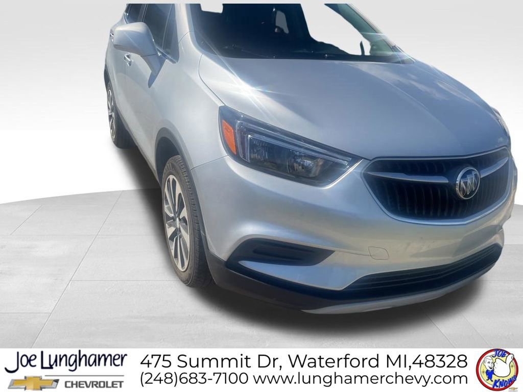 Used 2021 Buick Encore Preferred w/ Safety Package image 3