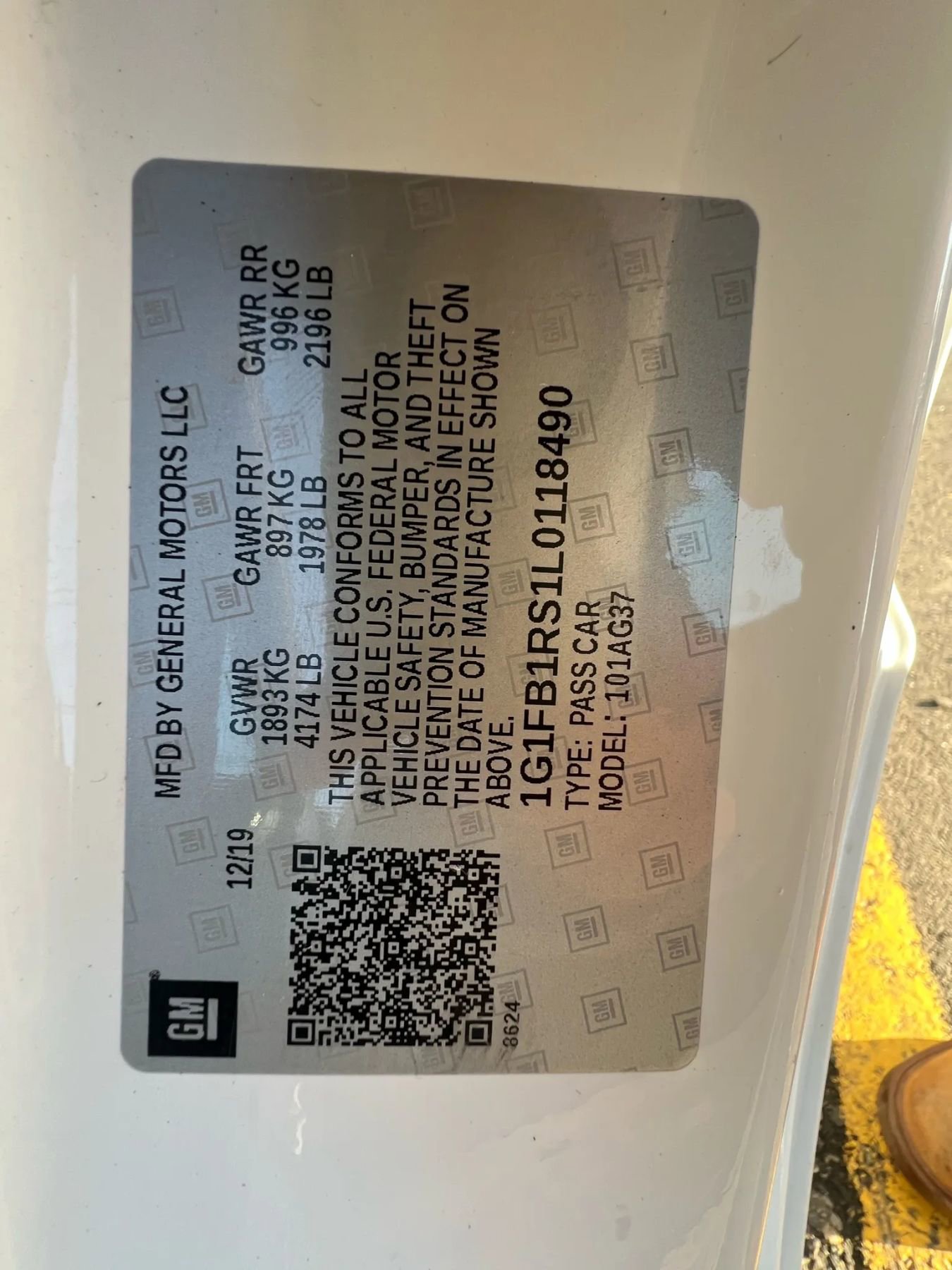 Used 2020 Chevrolet Camaro LT RWD image 31