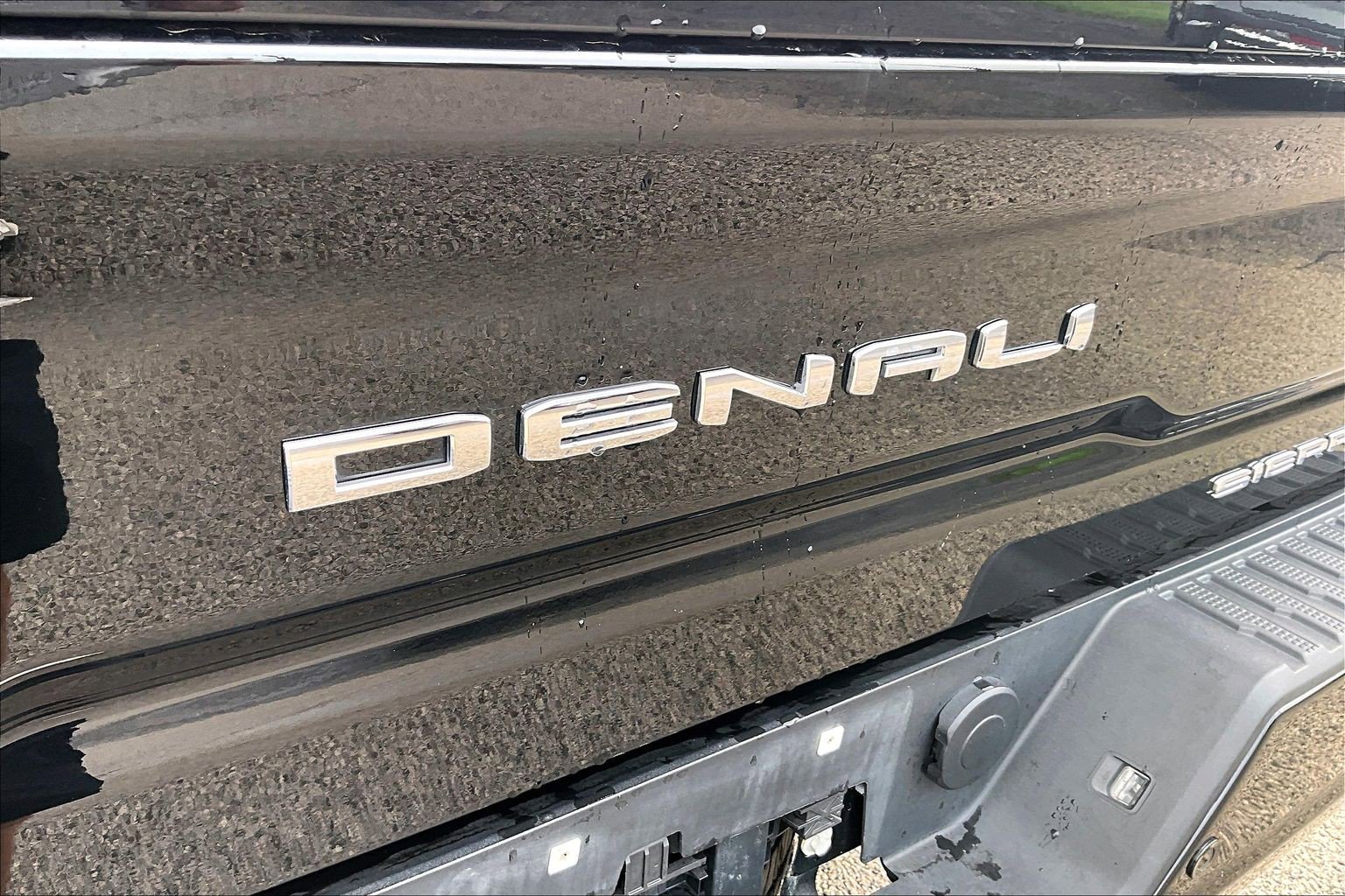 Used 2023 GMC Sierra 2500 Denali w/ Denali Ultimate Package AWD/4WD image 32