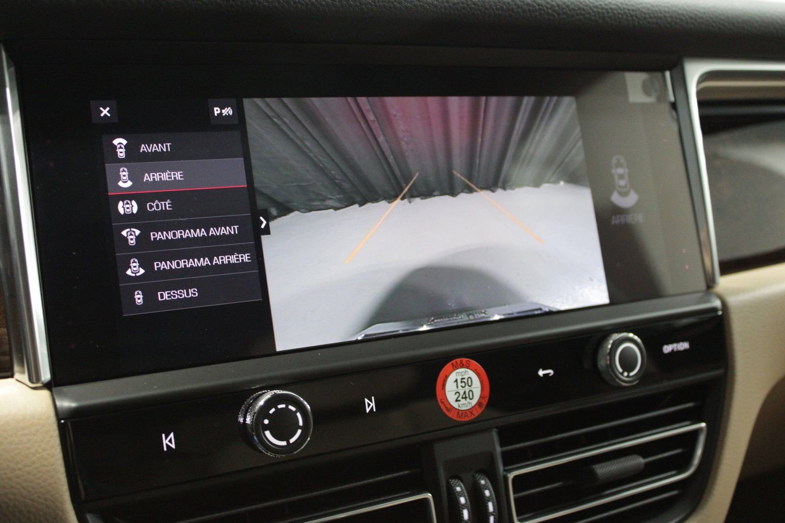 New 2026 Porsche Macan image 33