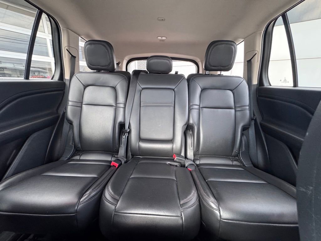 Used 2023 Lincoln Aviator AWD w/ Elements Package image 19