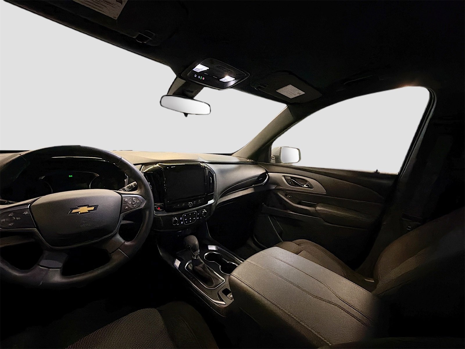 Used 2023 Chevrolet Traverse LT image 24