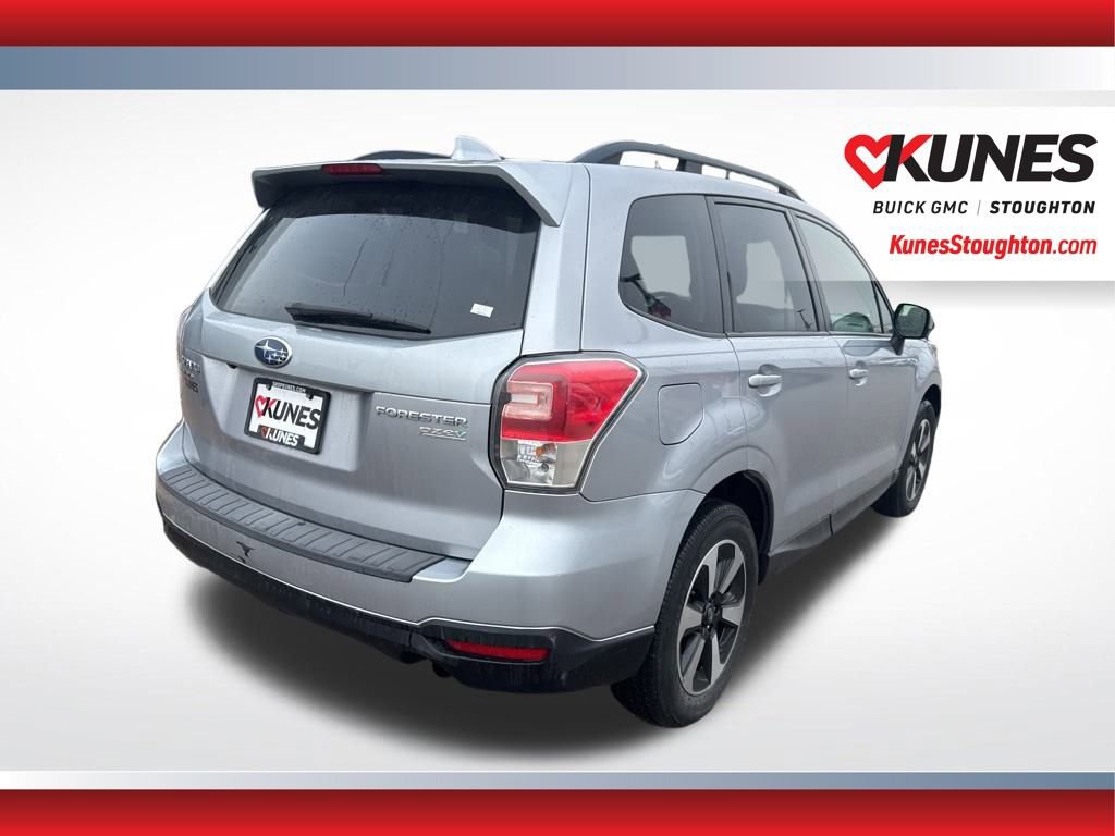 Used 2017 Subaru Forester 2.5i Premium w/ All-Weather Package AWD/4WD image 10