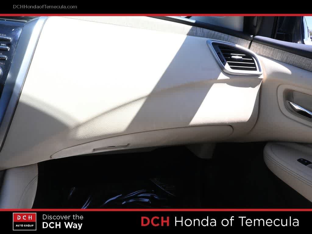 Used 2024 Nissan Murano SL w/ Cargo Package FWD image 14