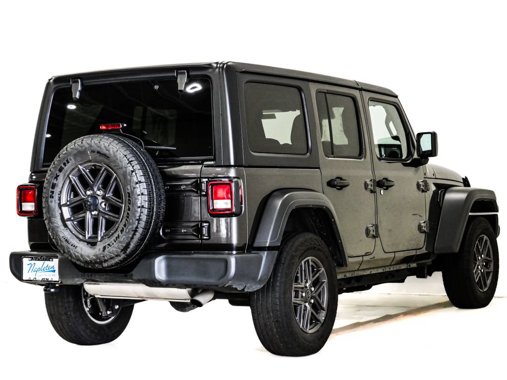 Used 2025 Jeep Wrangler Unlimited Sport AWD/4WD image 7