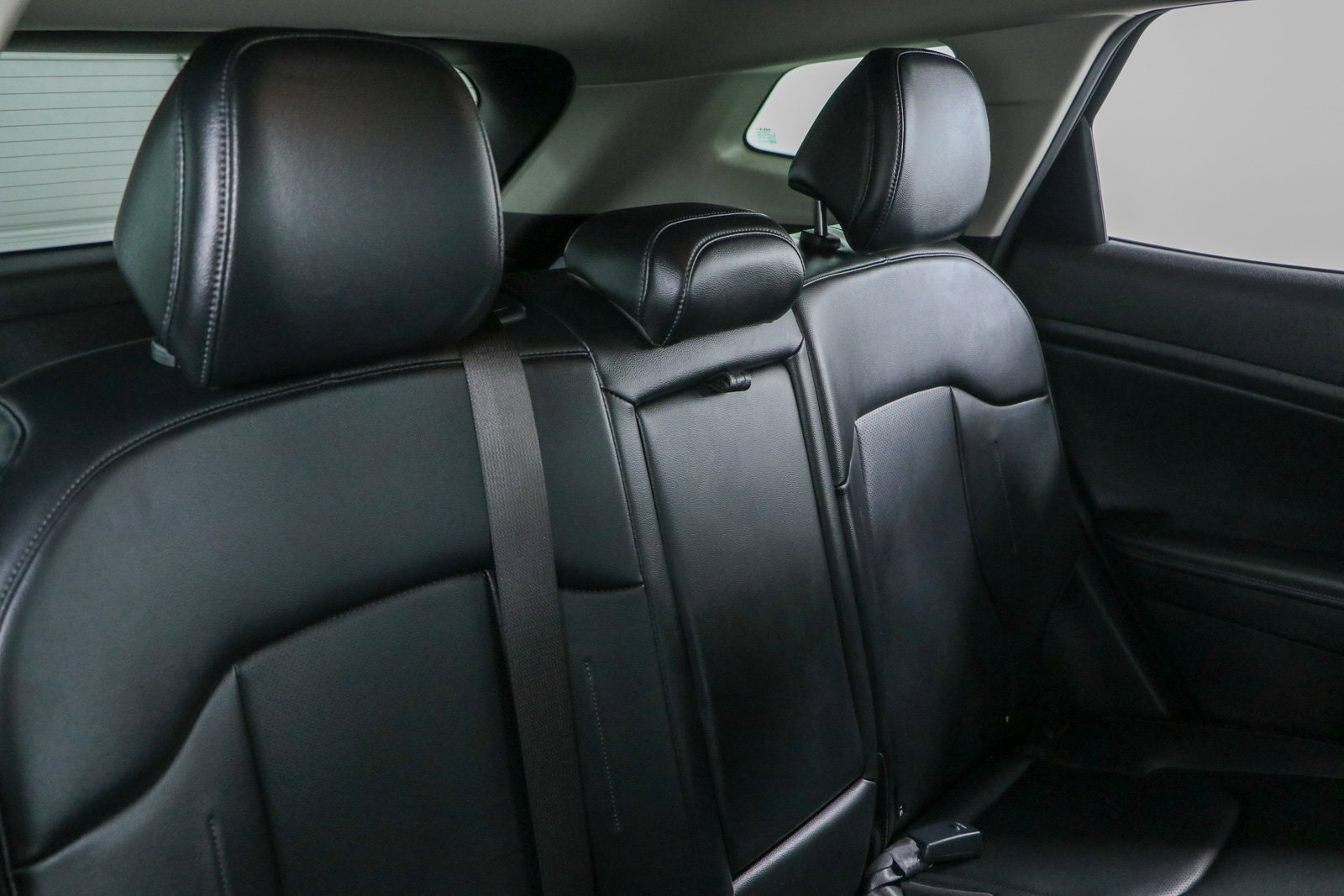 Used 2023 Kia Sportage EX FWD image 27