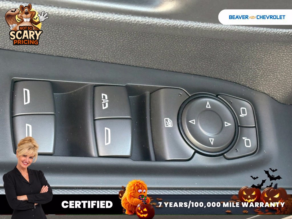 Used 2025 Chevrolet Silverado 1500 Custom Trail Boss w/ Dark Appearance Package AWD/4WD image 31
