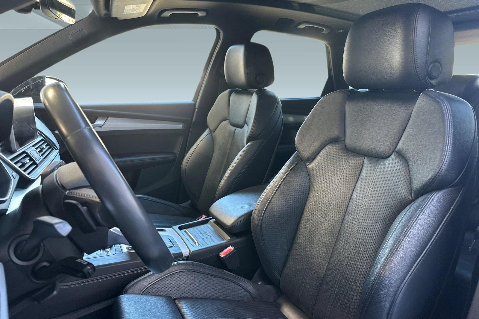 Used 2019 Audi SQ5 Premium Plus w/ Premium Plus Package image 21