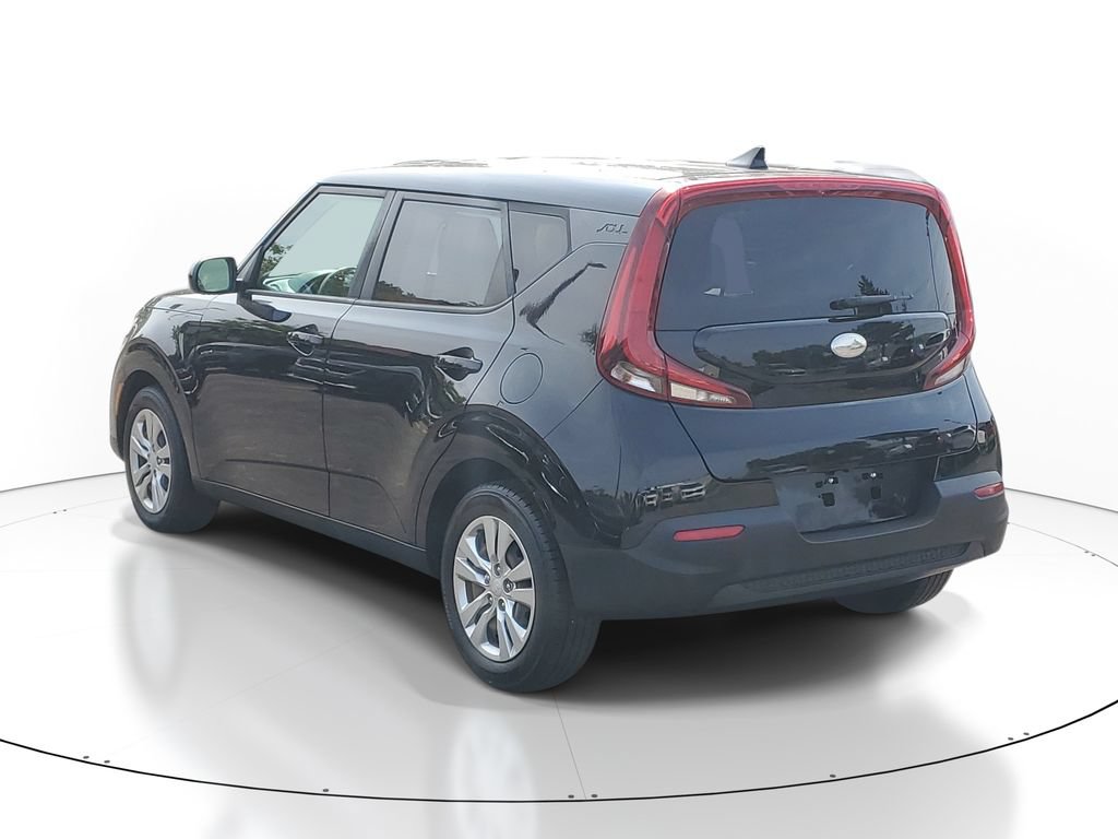 Used 2020 Kia Soul LX FWD image 3