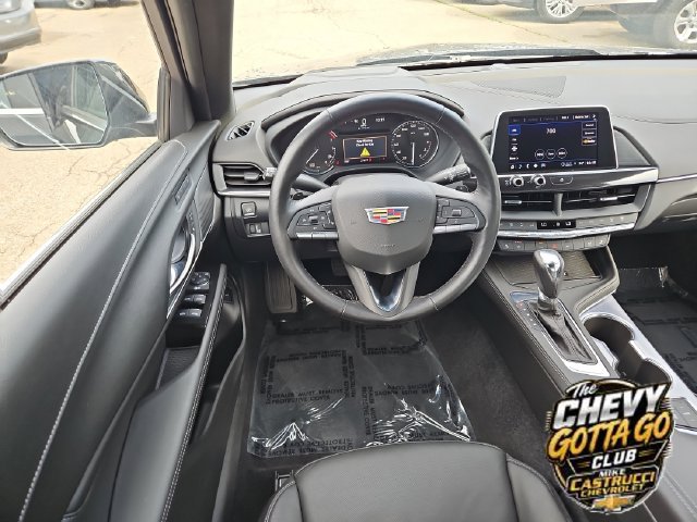 Used 2026 Cadillac CT4 Premium Luxury RWD image 11