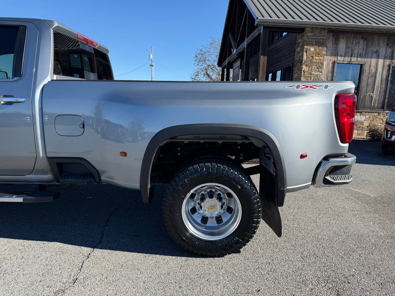 Used 2025 Chevrolet Silverado 3500 LTZ w/ LTZ Texas Edition image 50