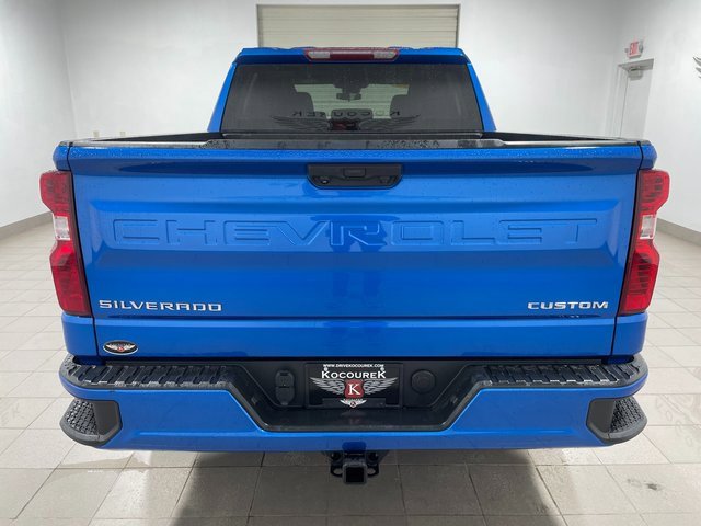 Used 2023 Chevrolet Silverado 1500 Custom image 5