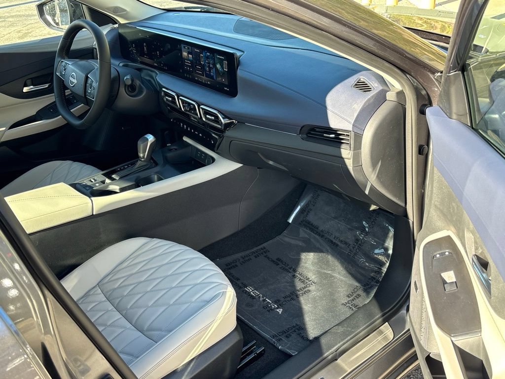 New 2026 Nissan Sentra SL w/ Floor Mat Package FWD image 25