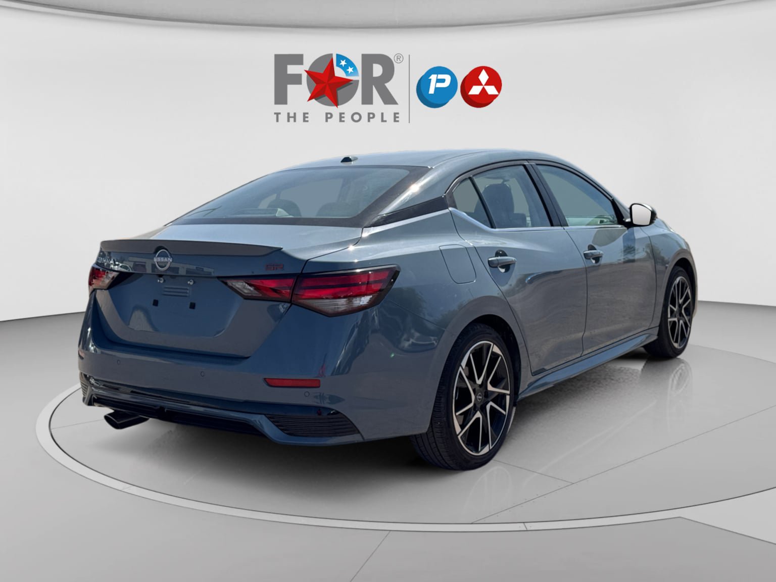 Used 2025 Nissan Sentra SR FWD image 5