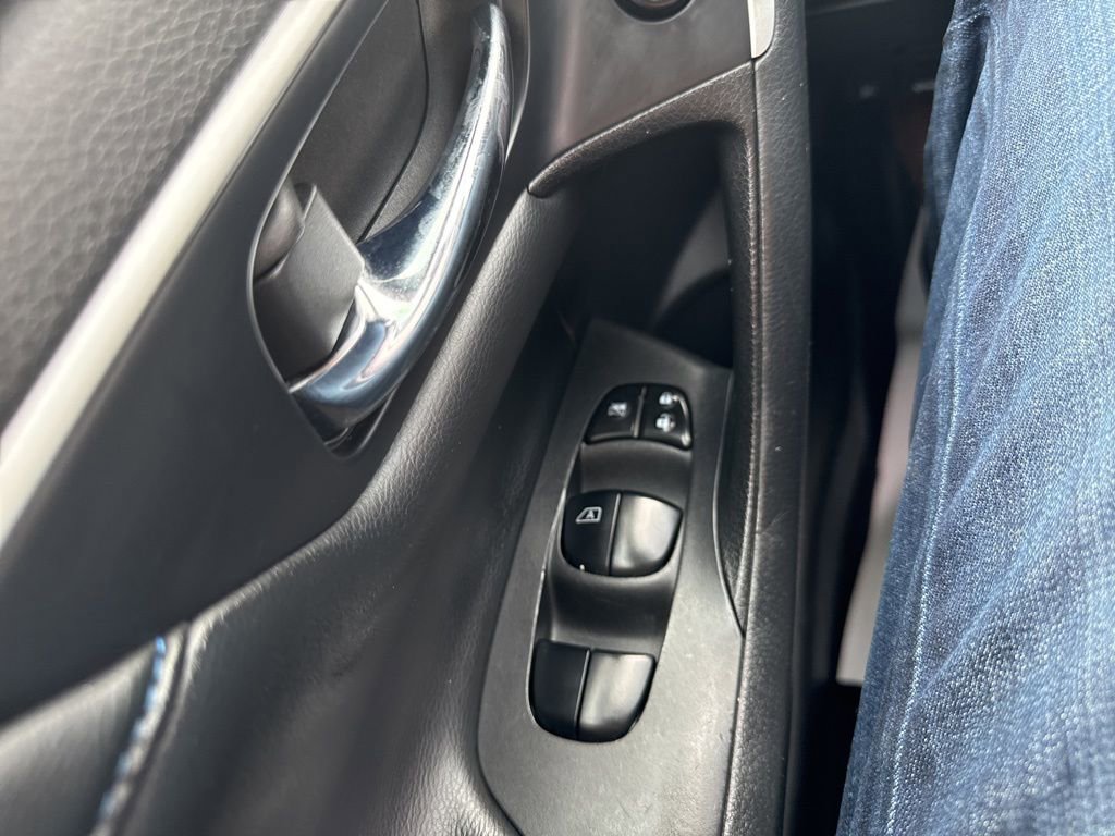 Used 2017 Nissan Altima 2.5 SR image 19