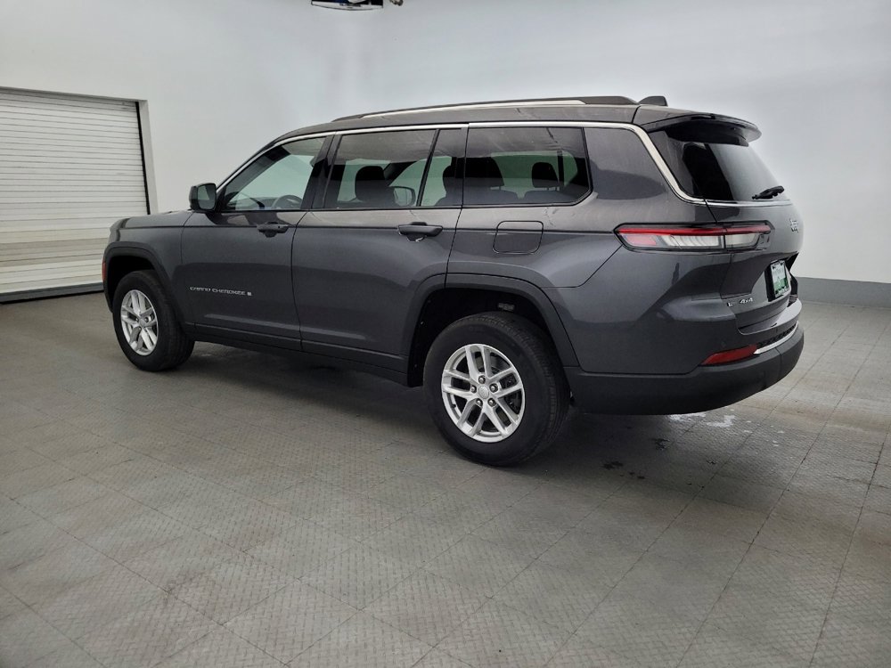 Used 2022 Jeep Grand Cherokee L Laredo w/ Luxury Tech Group I AWD/4WD image 3