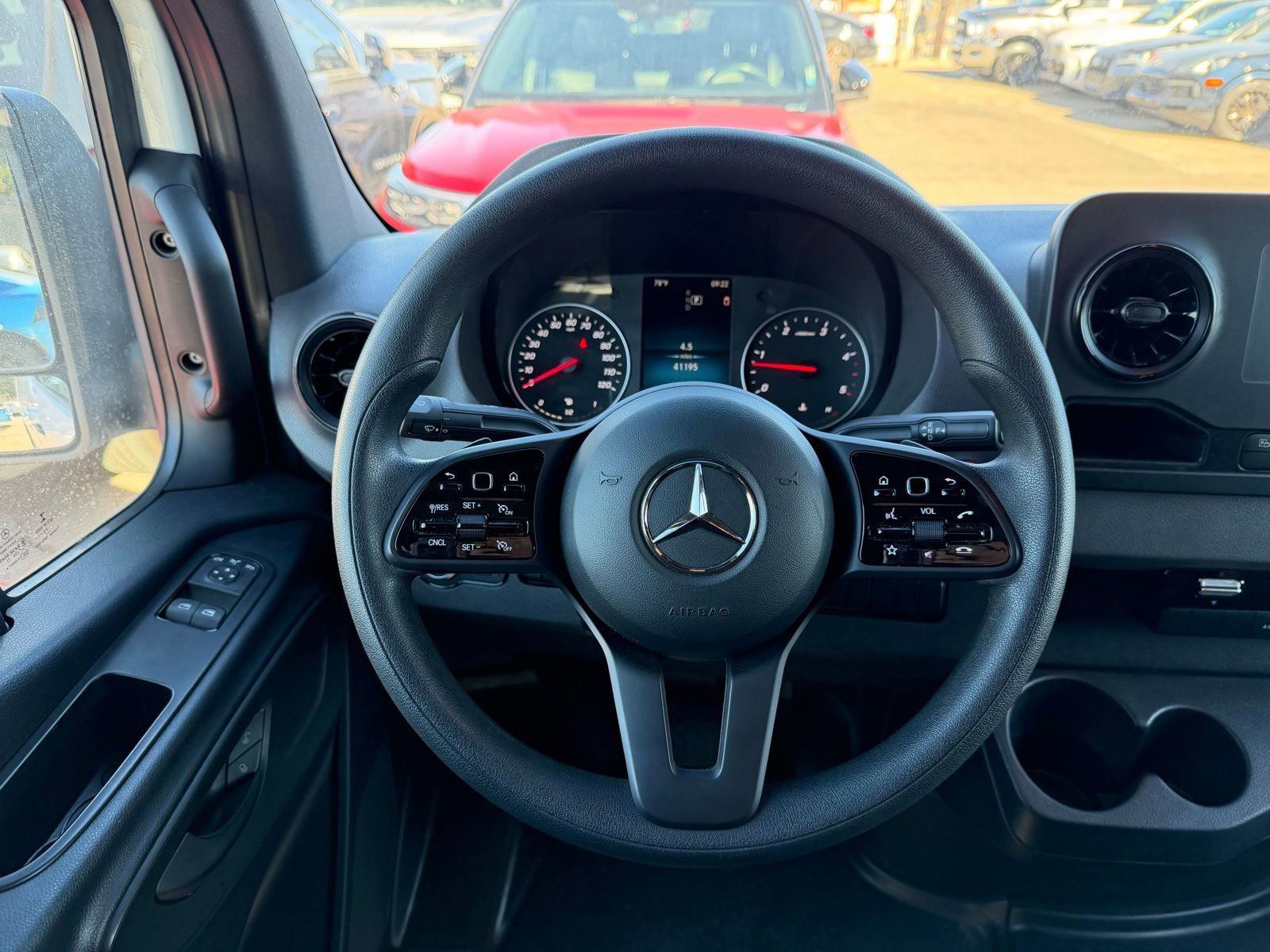 Used 2022 Mercedes-Benz Sprinter 3500 image 13