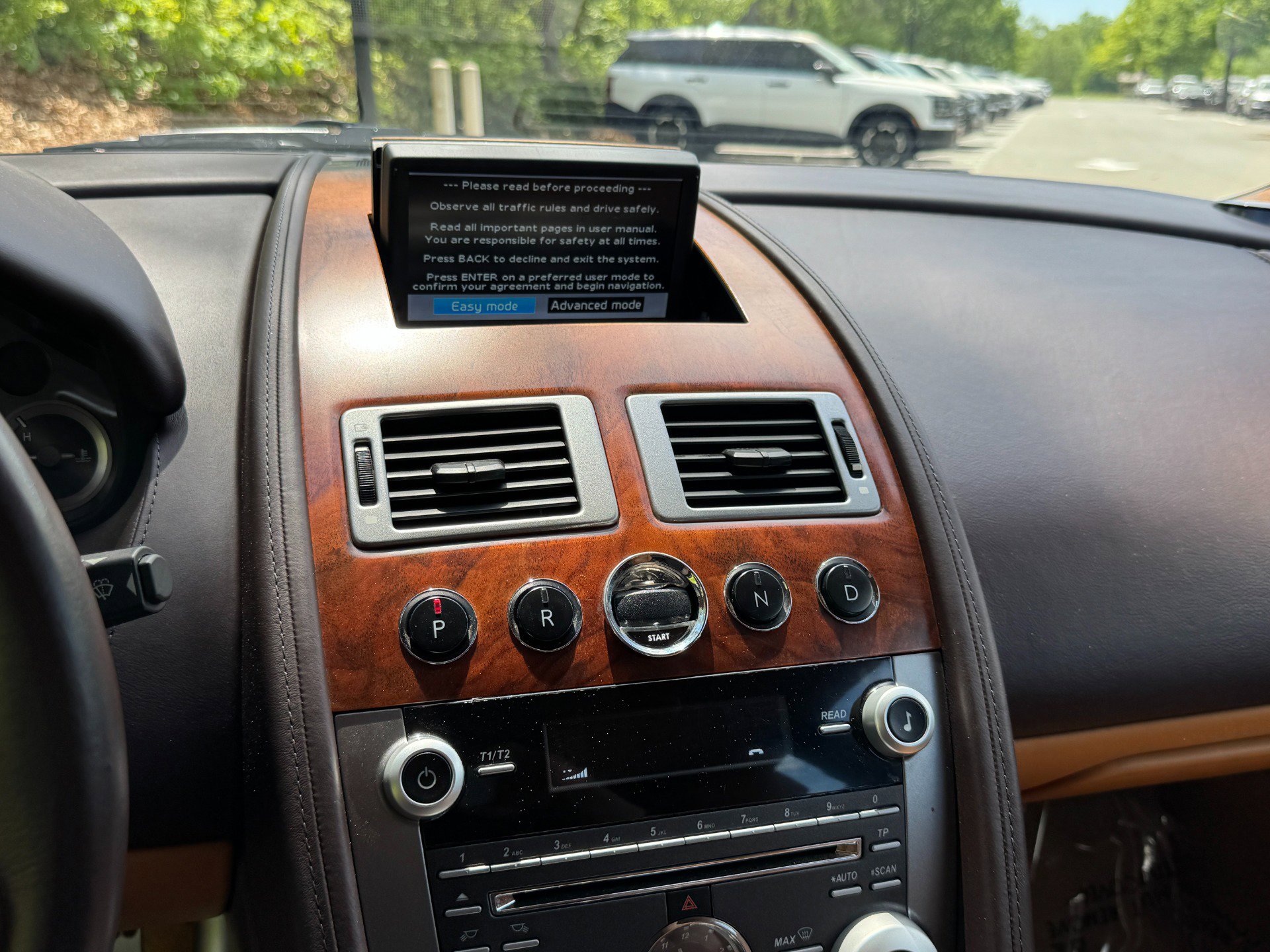 Used 2011 Aston Martin Rapide RWD image 34
