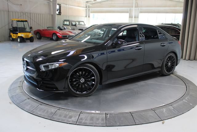 Used 2021 Mercedes-Benz A 220 image 3