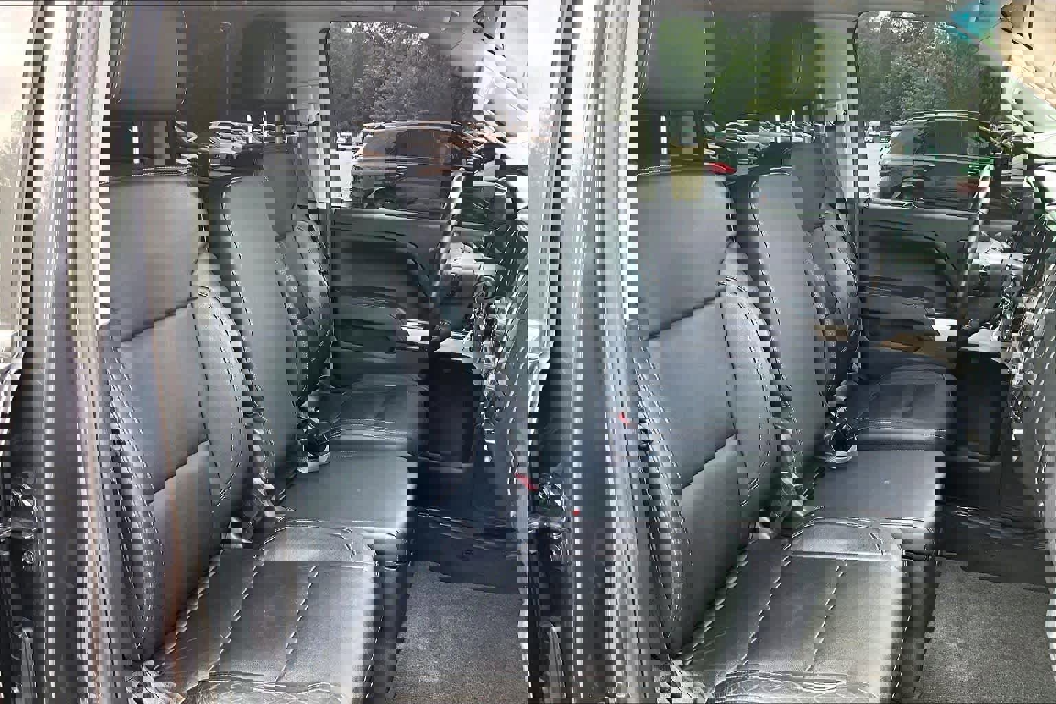 Used 2015 Chevrolet Silverado 2500 LT w/ LT Convenience Package AWD/4WD image 8