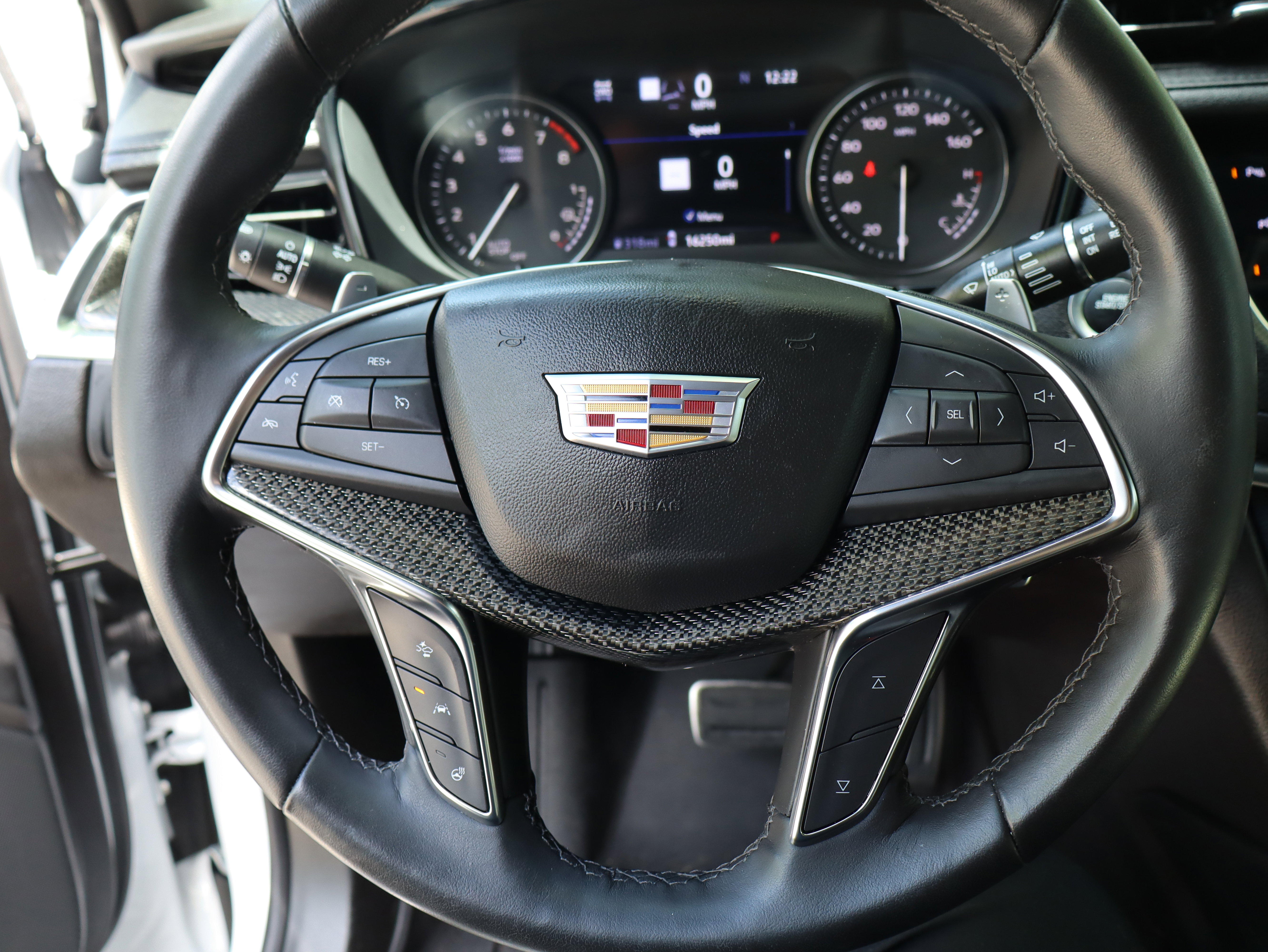 Used 2023 Cadillac XT5 Sportv w/ Technology Package image 25