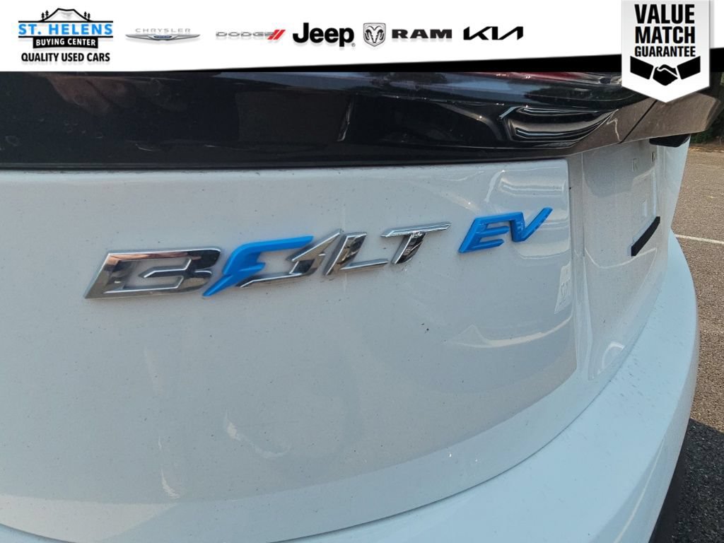 Used 2022 Chevrolet Bolt LT w/ Infotainment Package FWD image 14
