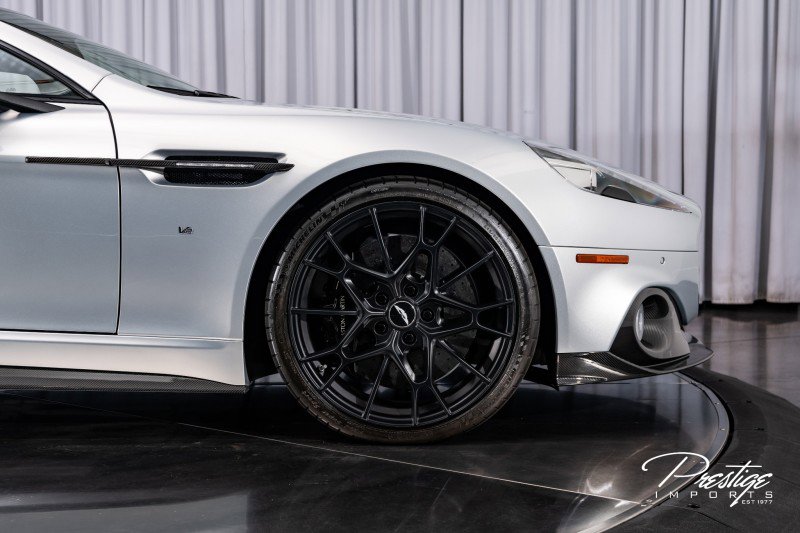 Used 2019 Aston Martin Rapide AMR image 33