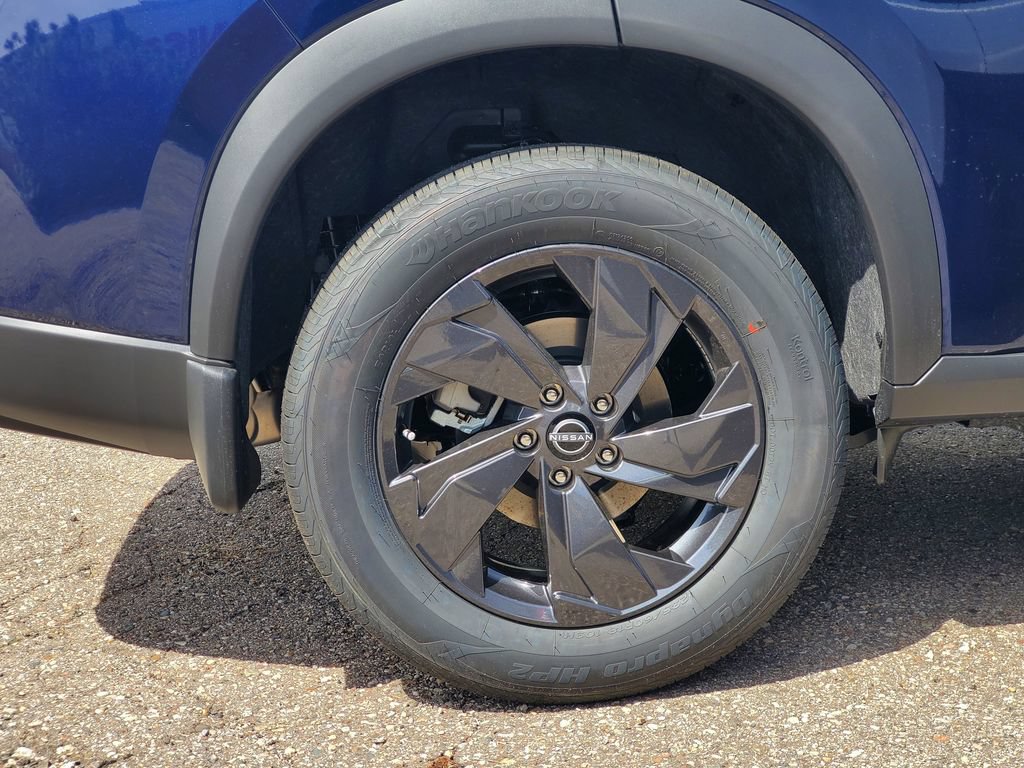 New 2026 Nissan Rogue SV AWD/4WD image 5