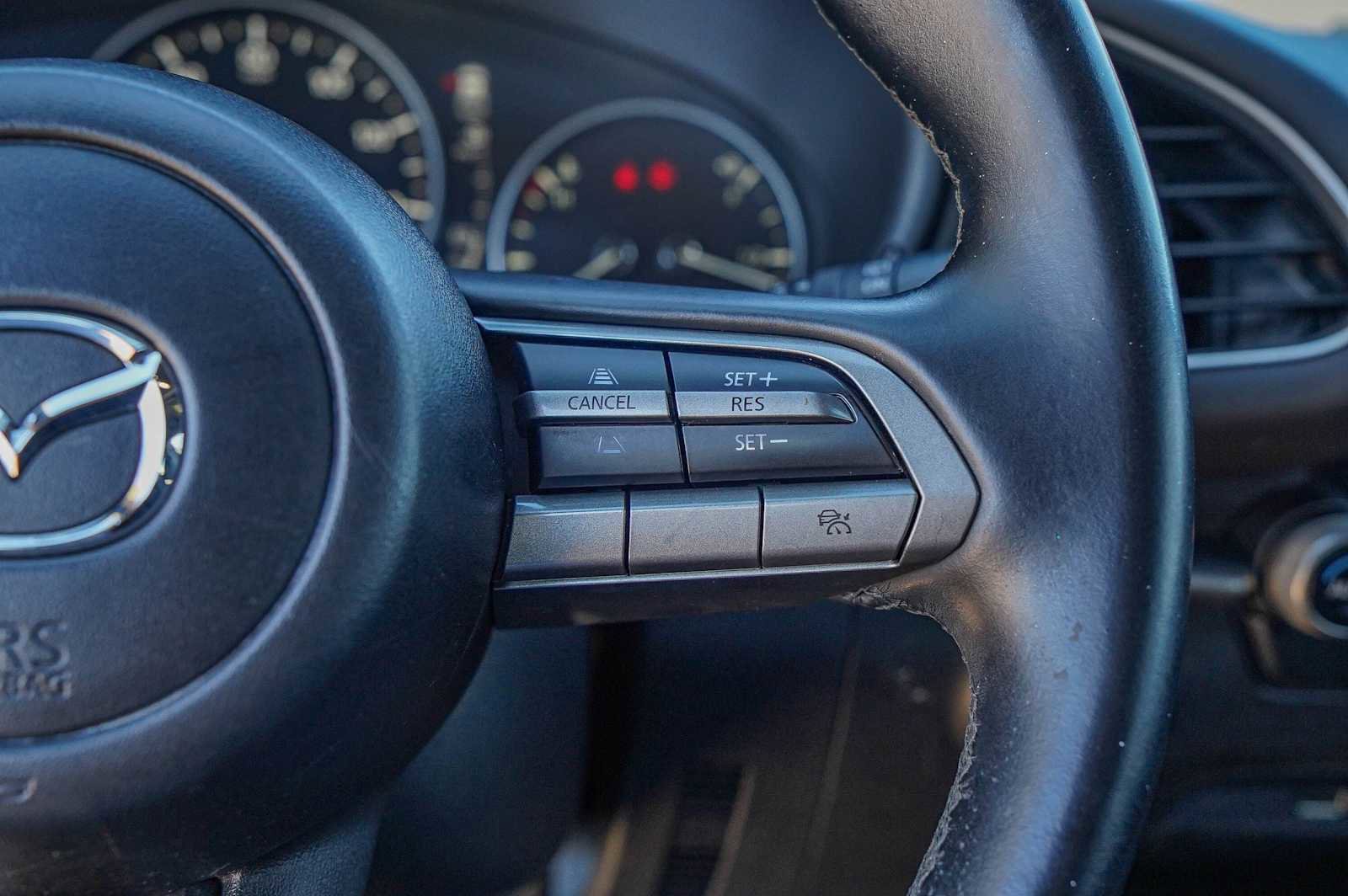 Used 2021 MAZDA MAZDA3 s image 14