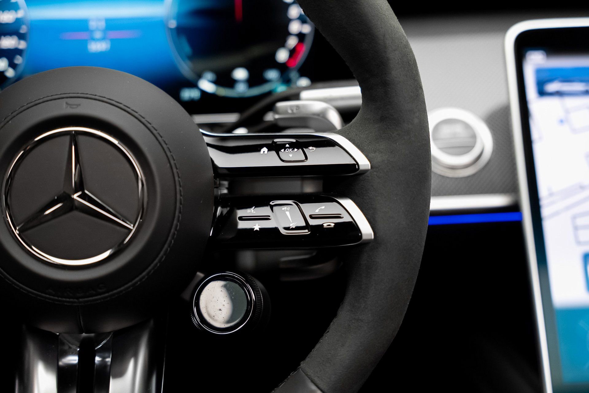 Used 2025 Mercedes-Benz S 63 AMG S image 49