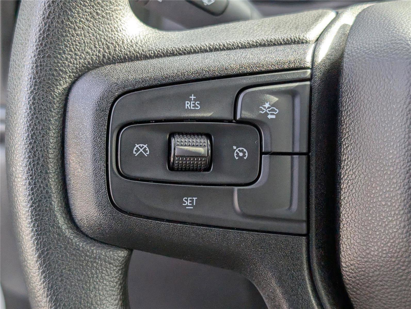 Used 2025 Chevrolet Silverado 1500 W/T w/ Trailering Package image 18