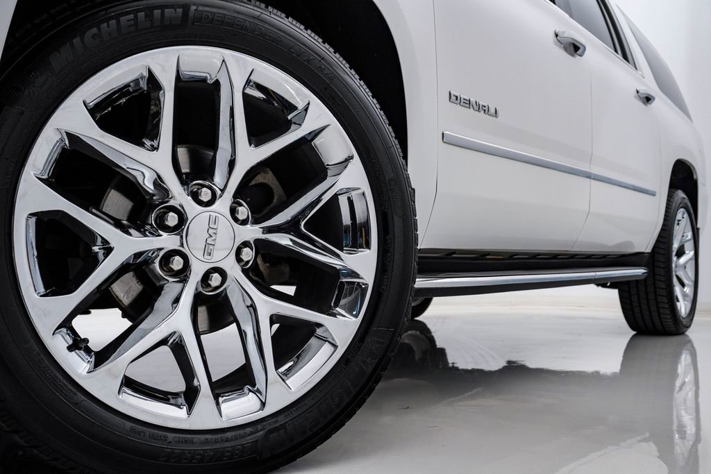 Used 2018 GMC Yukon XL Denali w/ Open Road Package image 5