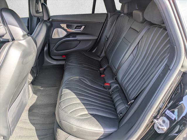 Used 2022 Mercedes-Benz EQS 580 4MATIC Sedan image 19