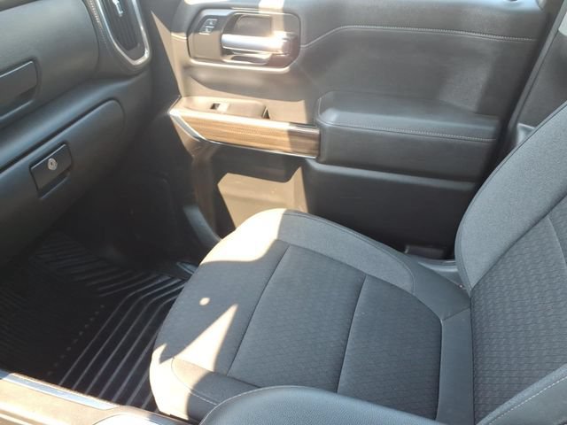 Used 2022 Chevrolet Silverado 1500 RST w/ Redline Edition AWD/4WD image 15