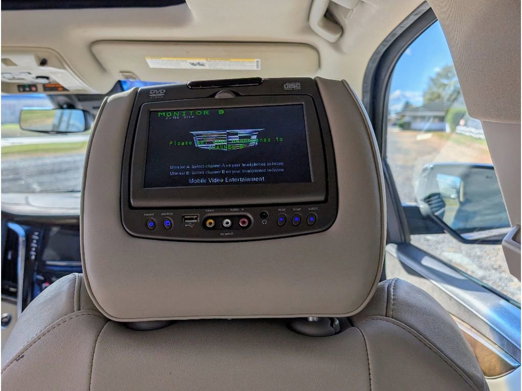 Used 2018 Cadillac Escalade Luxury image 19