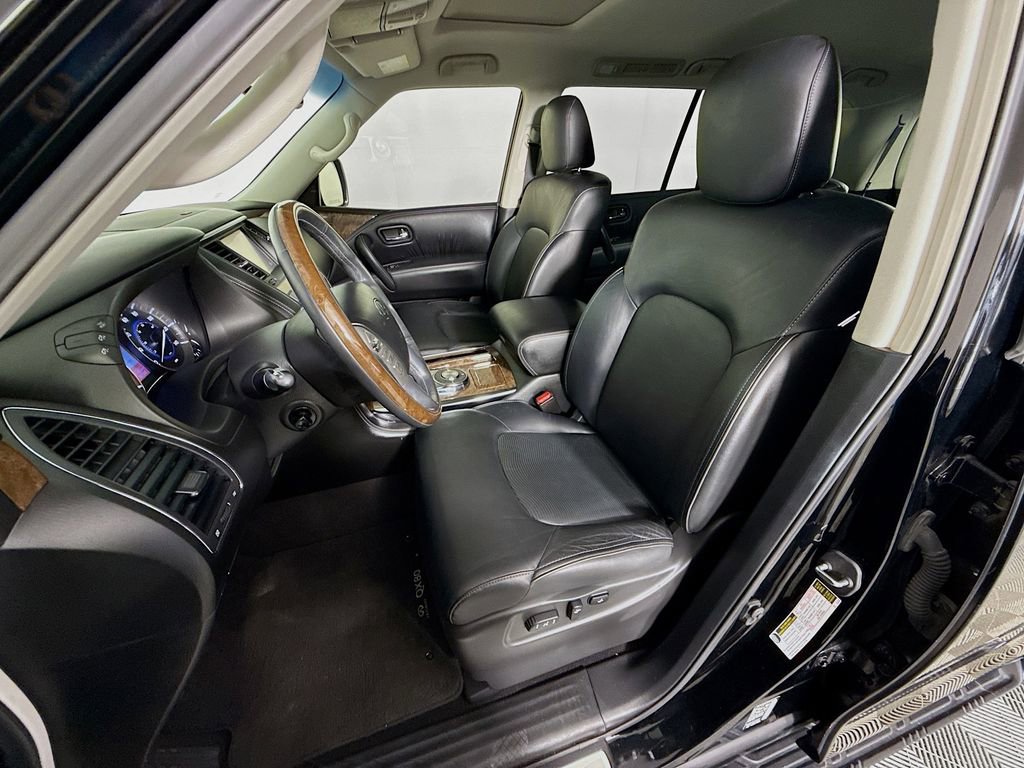 Used 2015 INFINITI QX80 2WD w/ Driver's Assistance Package image 22