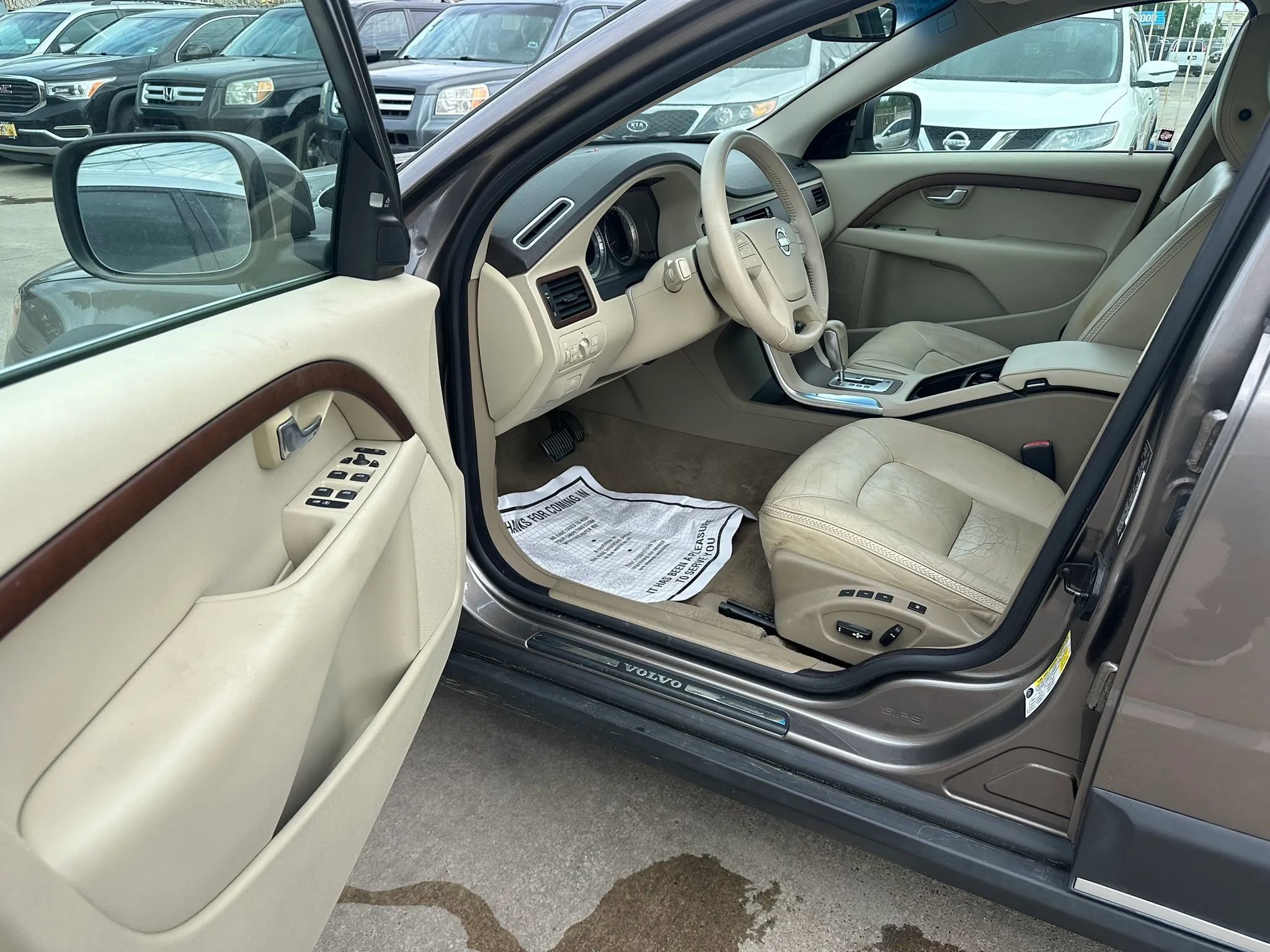 Used 2011 Volvo XC70 3.2 FWD image 19