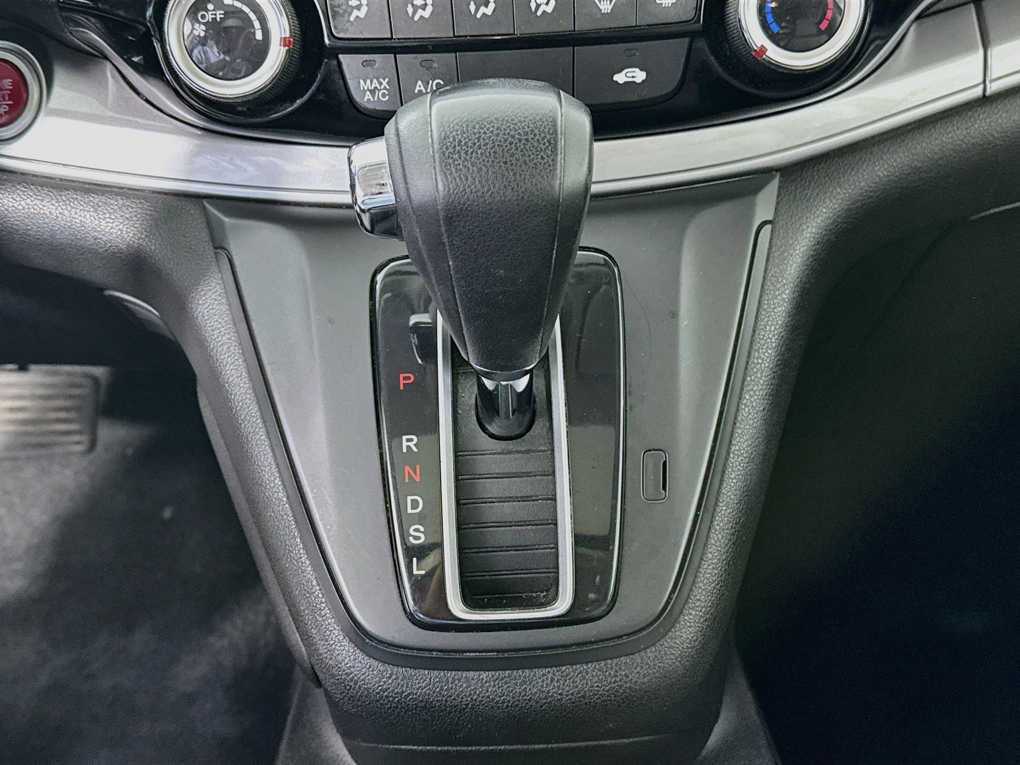 Used 2015 Honda CR-V EX image 16