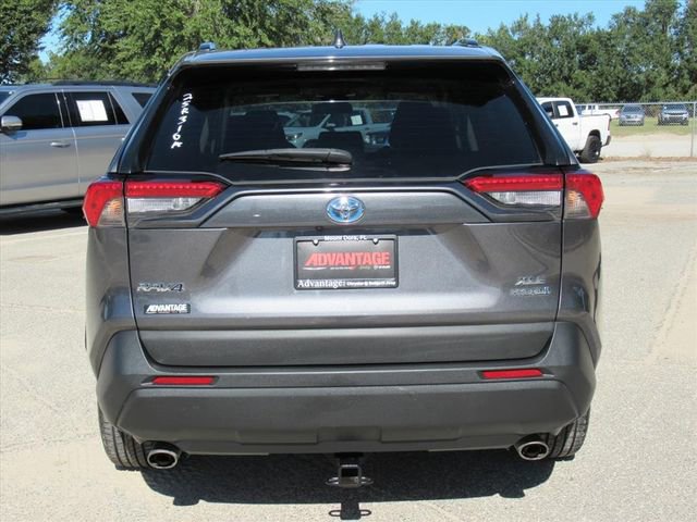 Used 2022 Toyota RAV4 XLE image 5