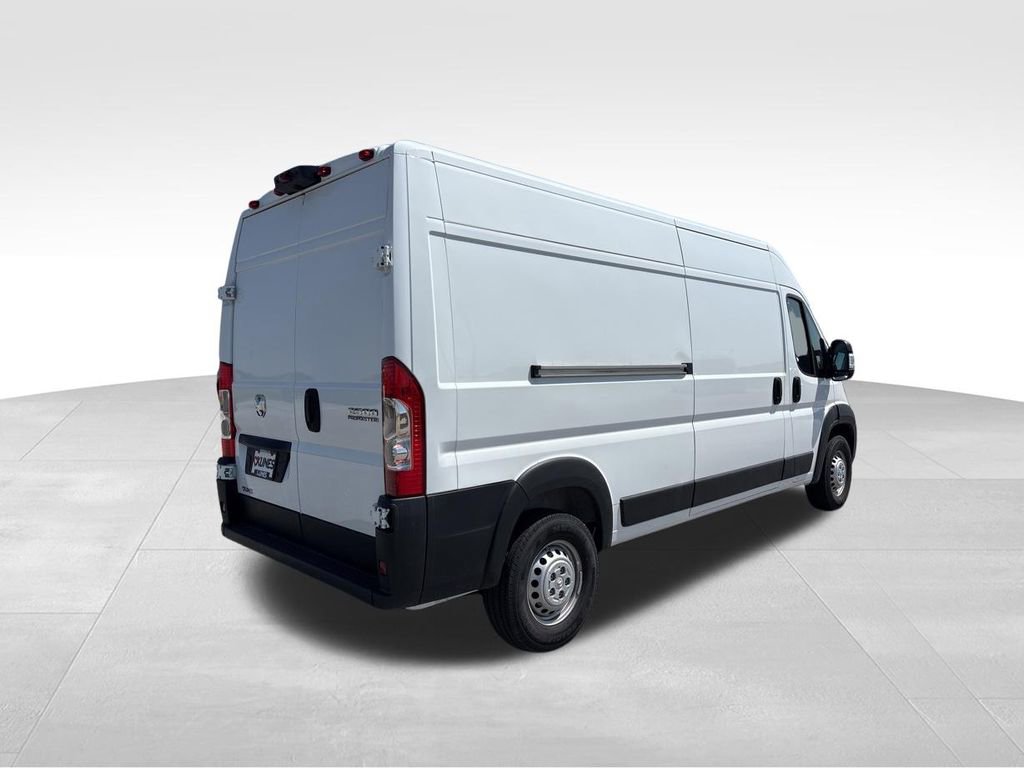 Used 2026 RAM ProMaster 2500 w/ Convenience Group FWD image 12