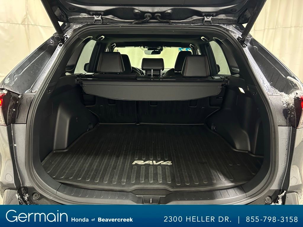 Used 2022 Toyota RAV4 XSE image 32