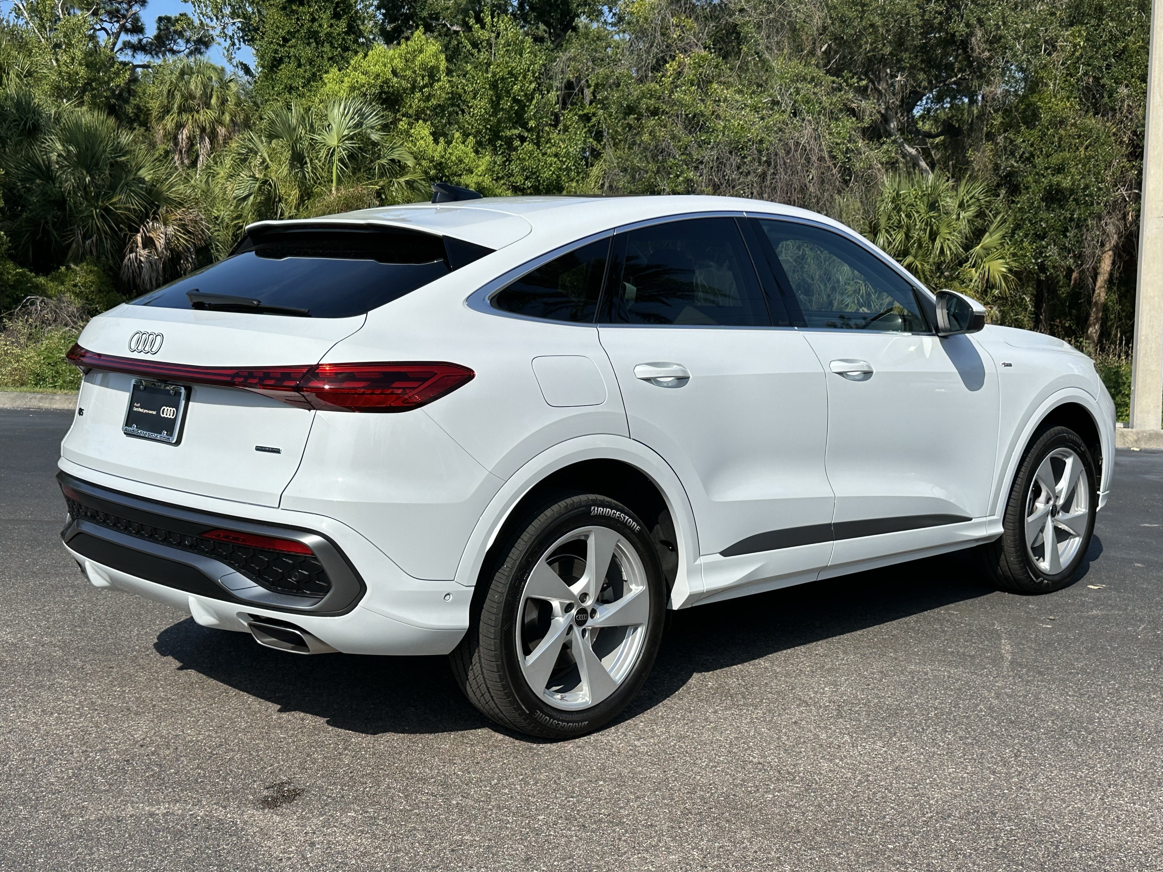 Certified 2025 Audi Q5 Premium Plus w/ Premium Plus AWD/4WD image 4