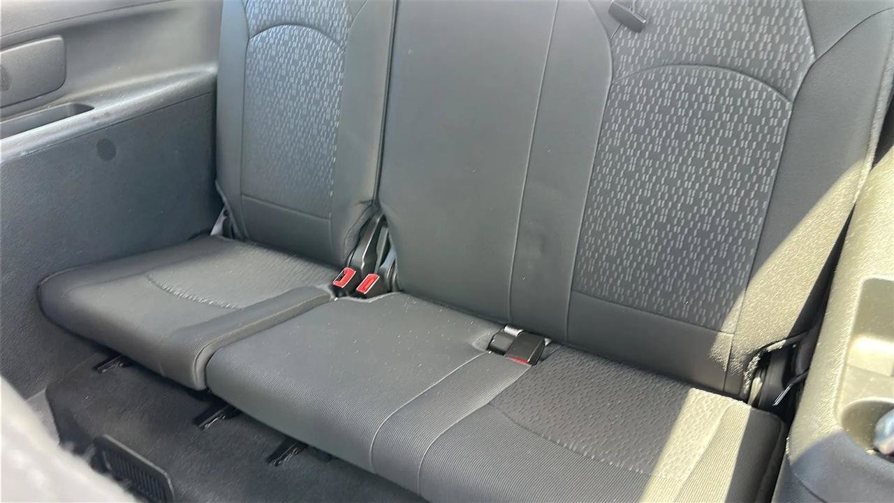 Used 2014 GMC Acadia SLE FWD image 24