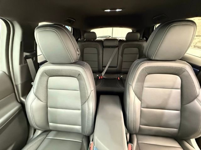 New 2026 Chevrolet Equinox EV LT image 27