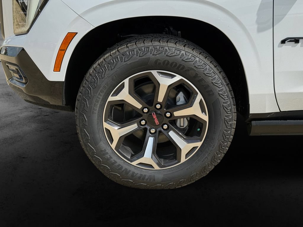 New 2026 GMC Yukon AT4 Ultimate AWD/4WD image 13