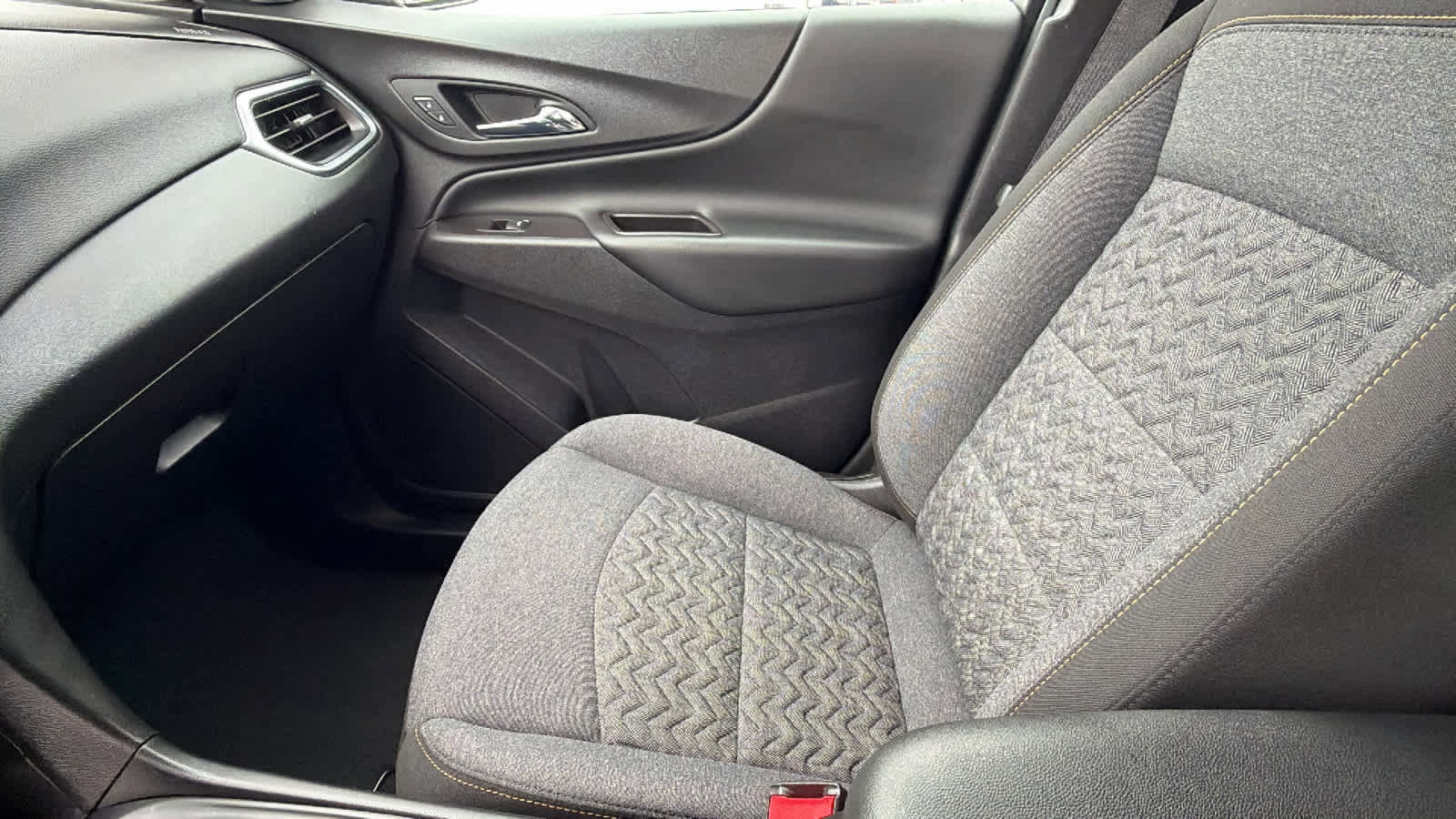 Used 2022 Chevrolet Equinox LT image 12