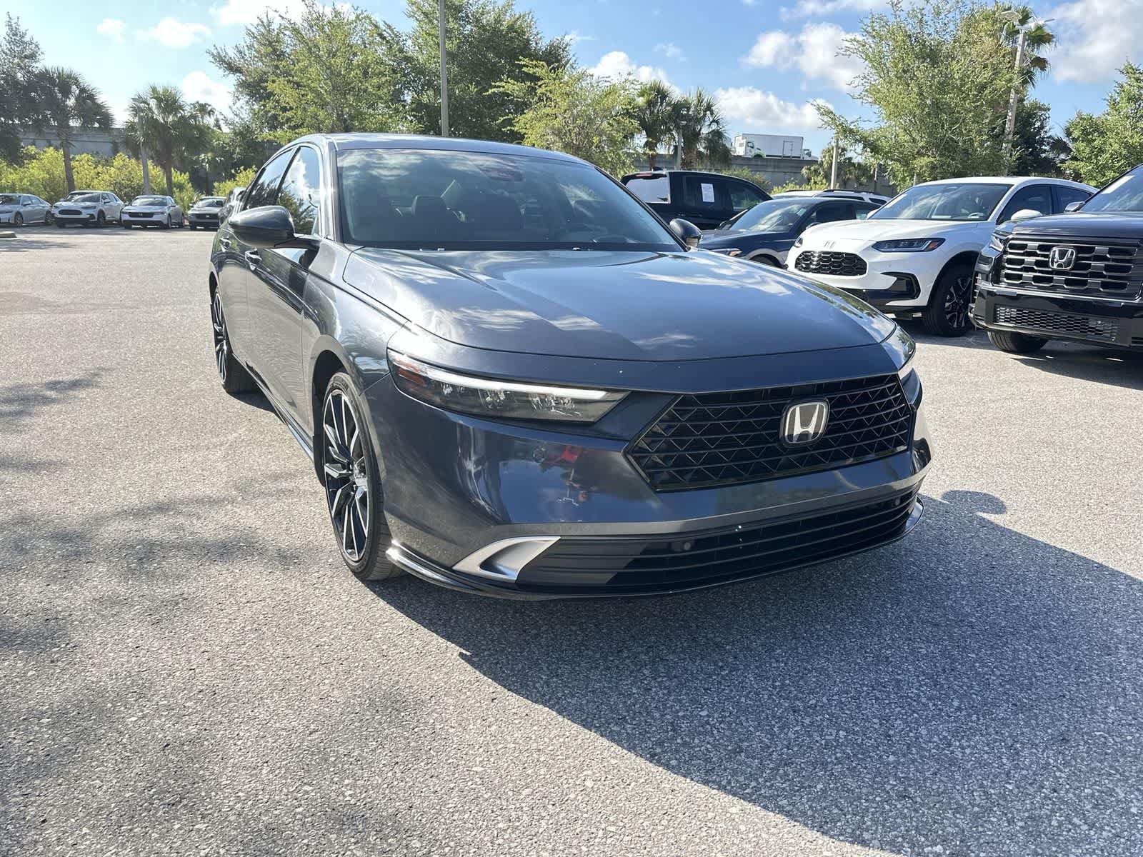 Used 2023 Honda Accord Touring image 8
