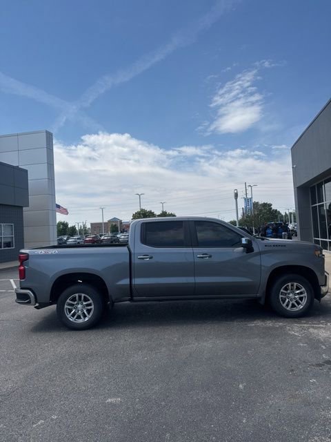Used 2021 Chevrolet Silverado 1500 LT w/ LPO, Dark Essentials Package AWD/4WD image 4